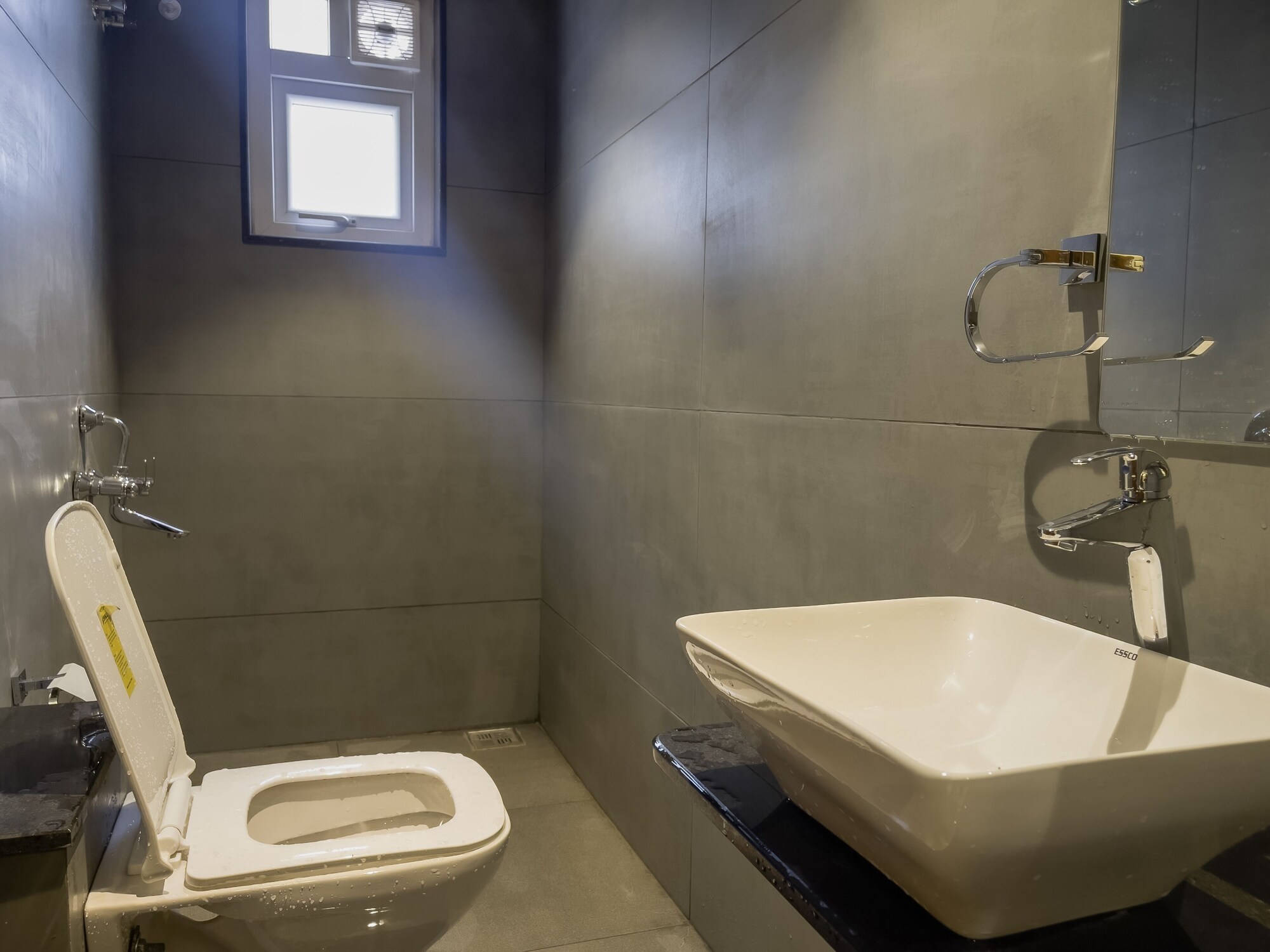 Monarch Guestline Magarpatta