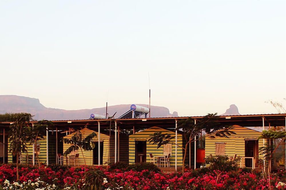 Paradise Tent Resorts