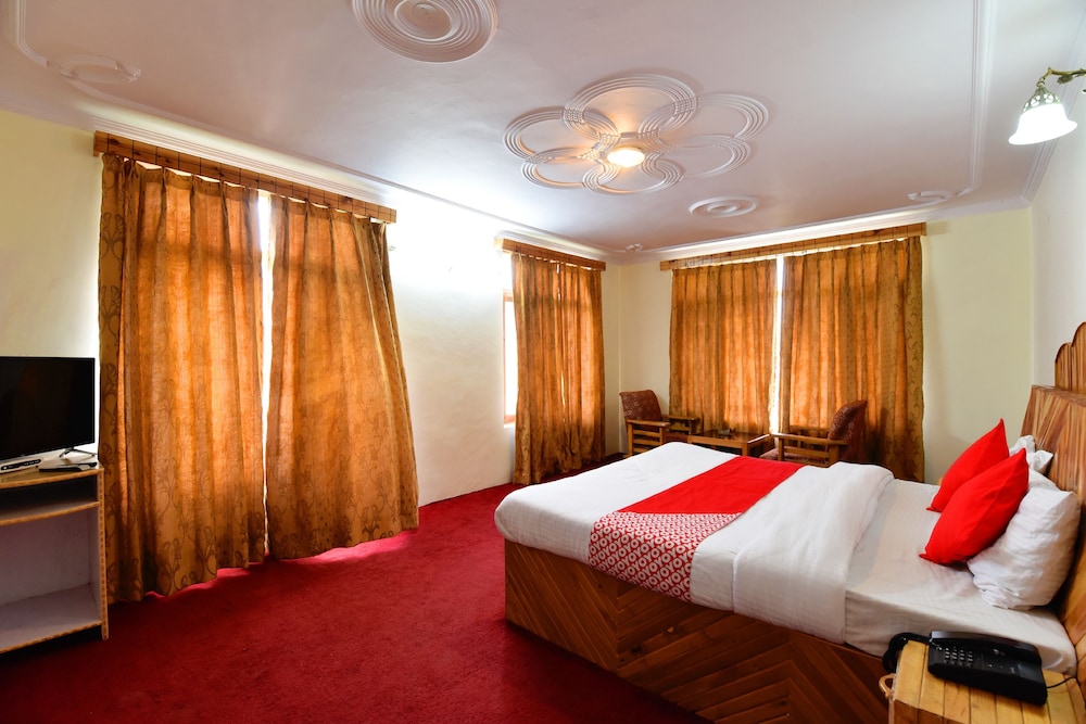 OYO 13232 Red Rose Cottage