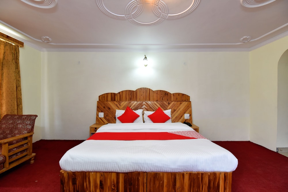 OYO 13232 Red Rose Cottage