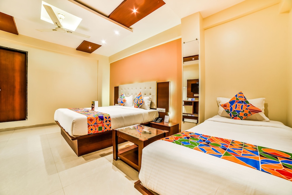 FabExpress Malad Residency