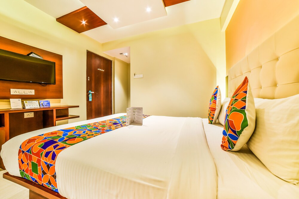 FabExpress Malad Residency