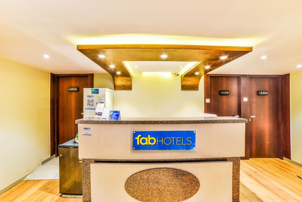 FabExpress Malad Residency