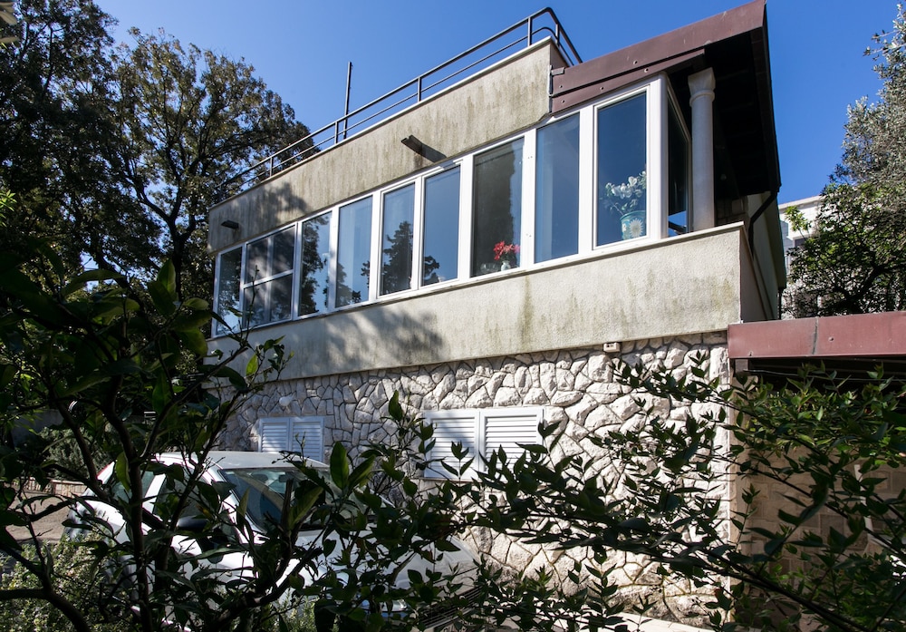 Apartments Tramonto [VR]