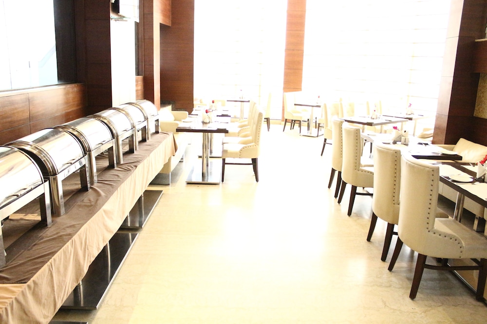 Amr Hotel