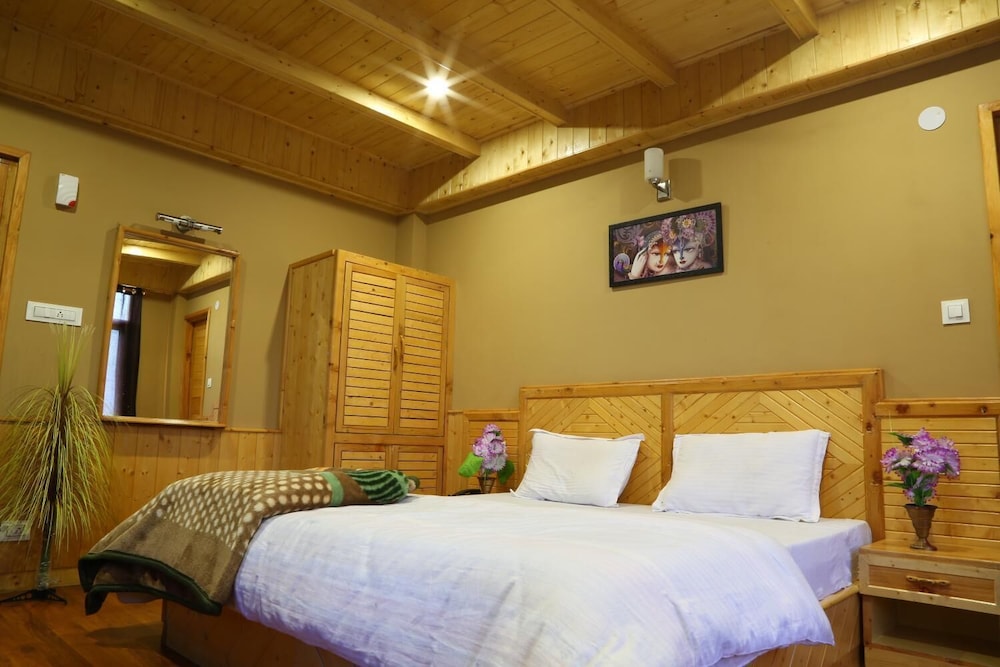 Kanyal Height Cottages