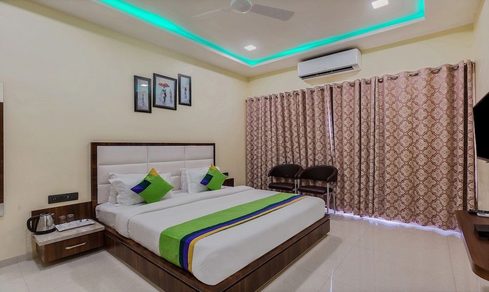 Grand Vinayak