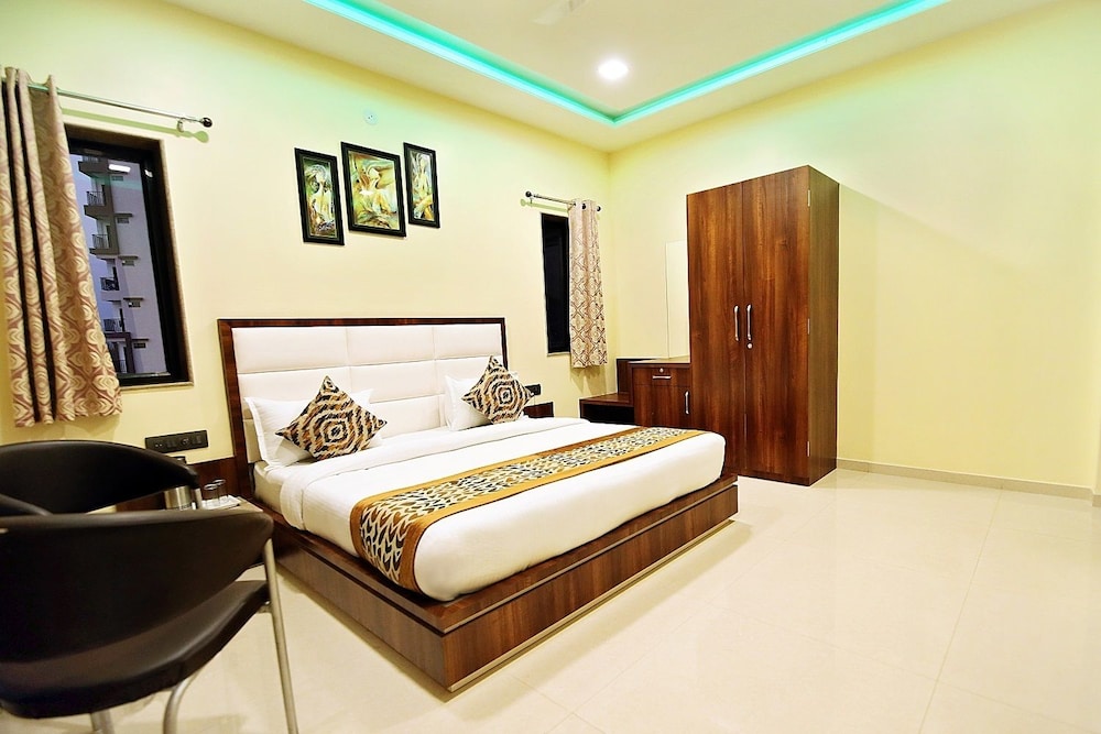 Grand Vinayak