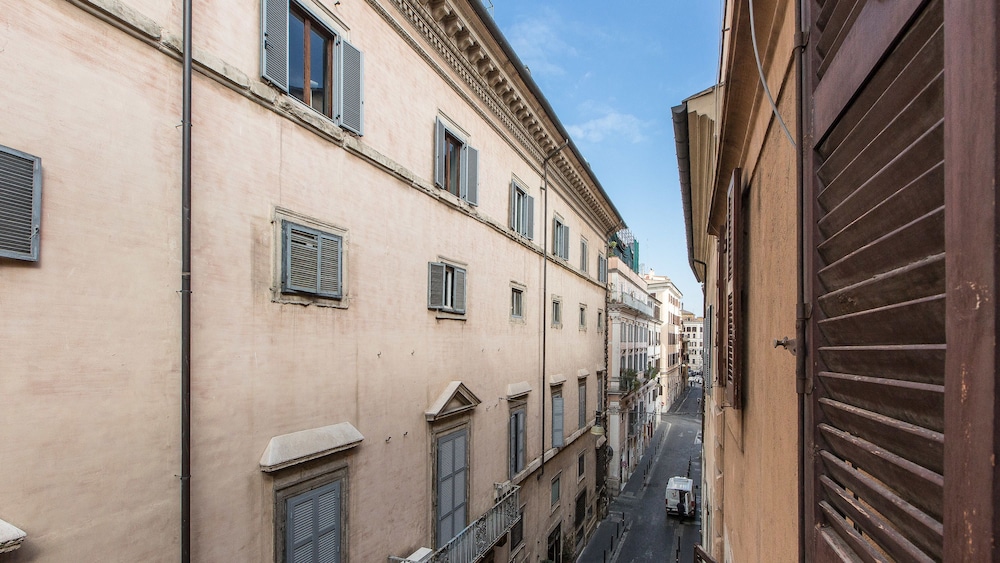 Rental In Rome Argentina Studio Flat