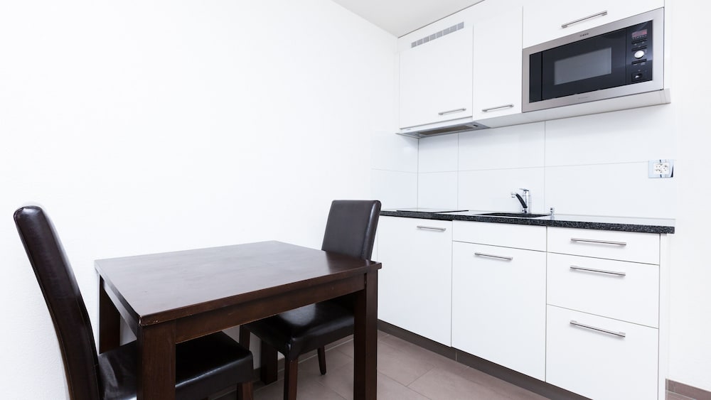 Swiss Star Longstreet