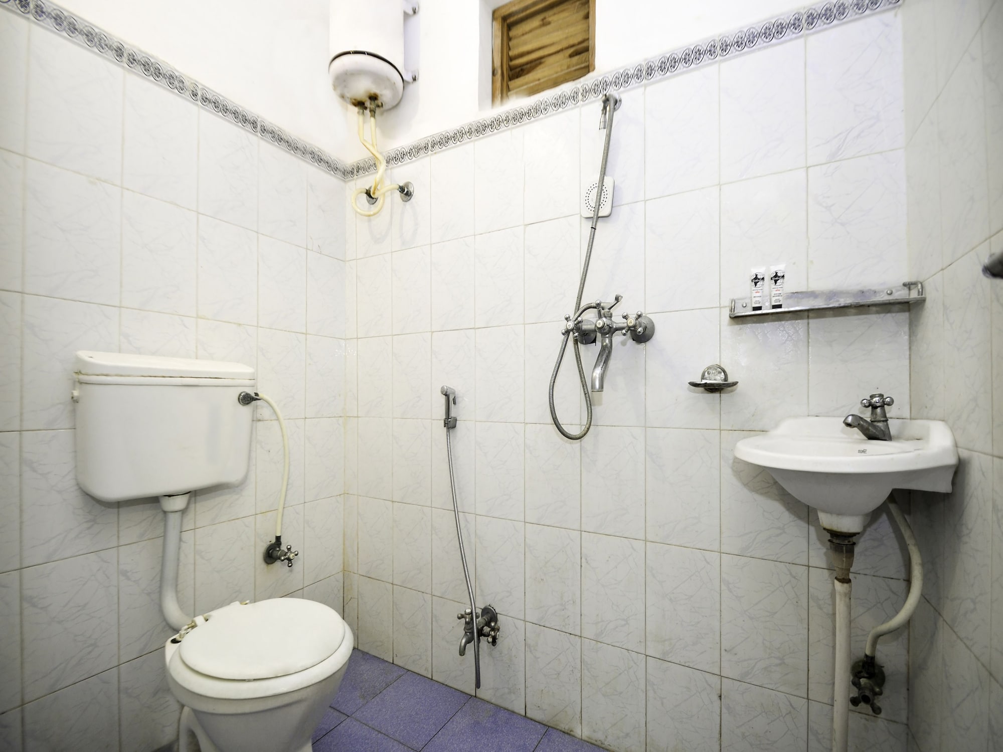 OYO 156 Hotel Lake Haveli