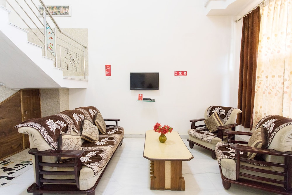Aroma Home Stay