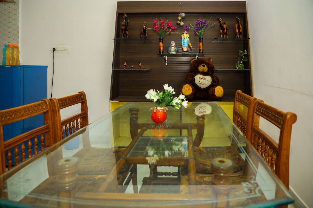 Aroma Home Stay
