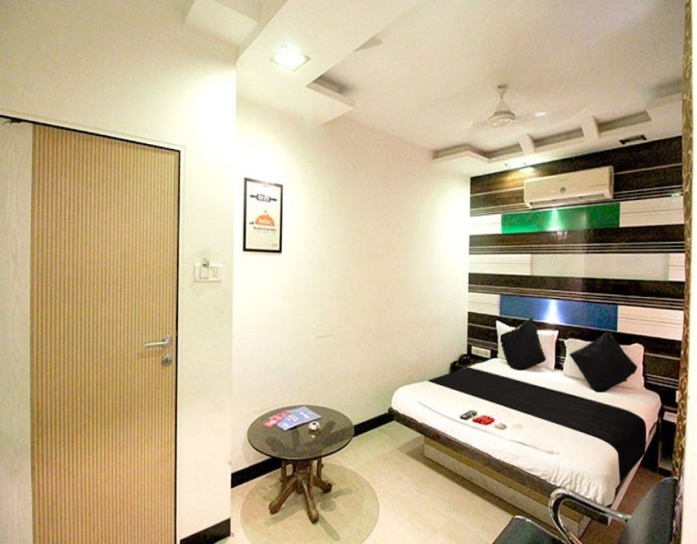 Room Maangta 122 - Andheri East