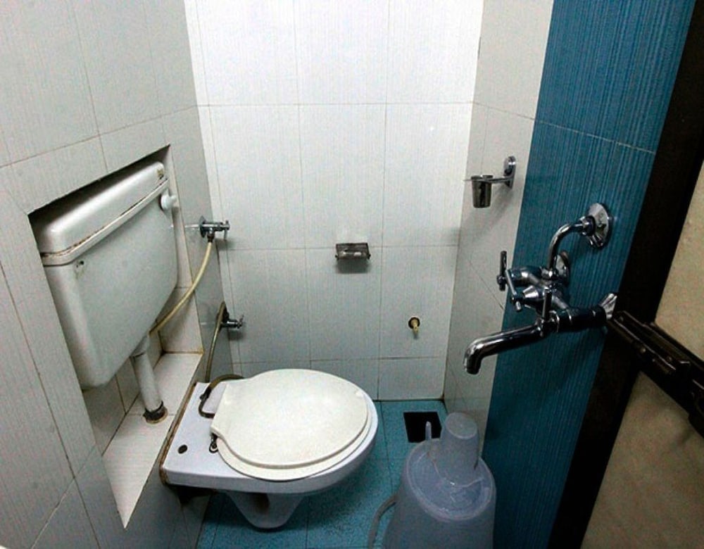 Room Maangta 122 - Andheri East