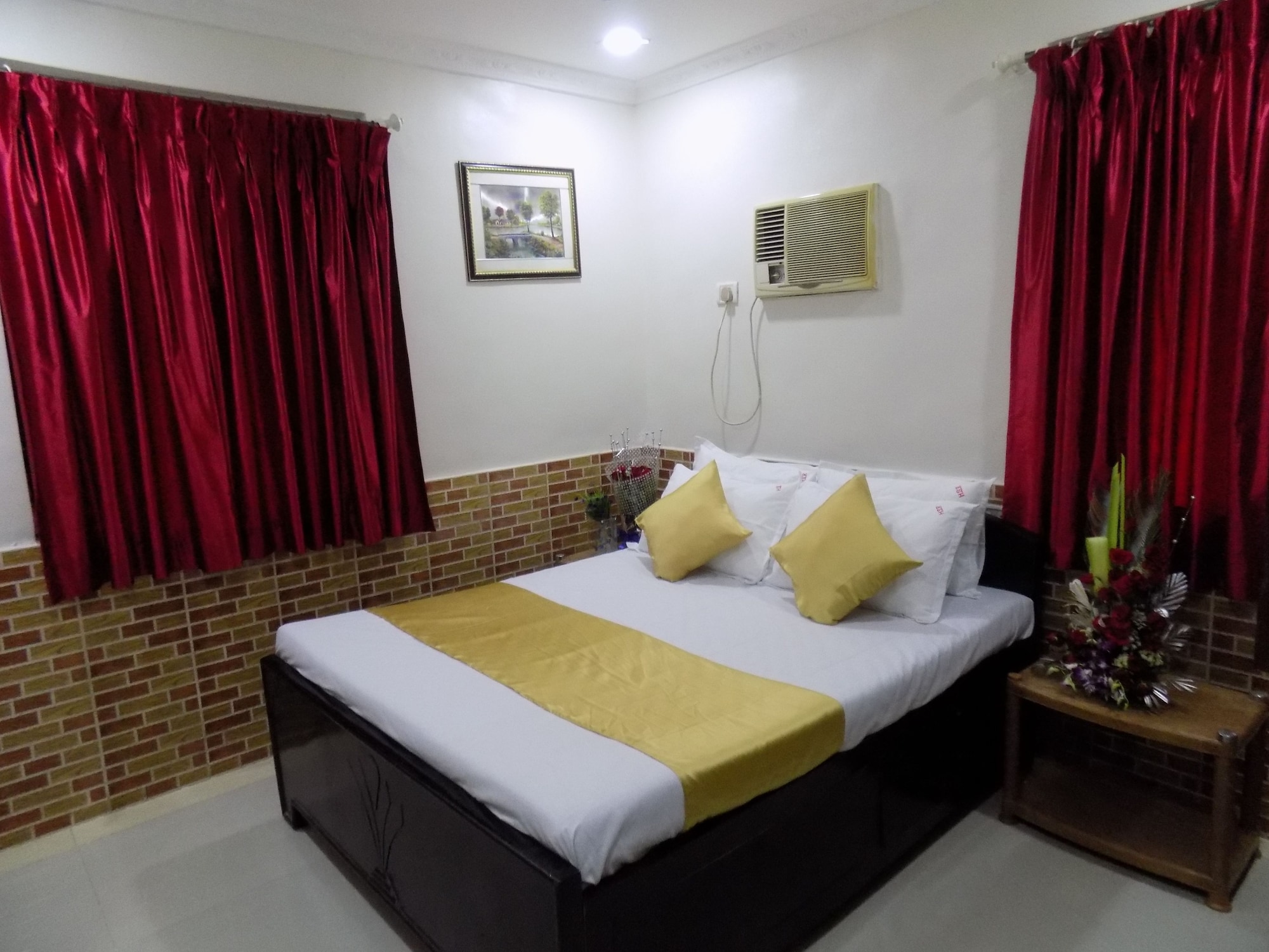 Hotel Garden Residency