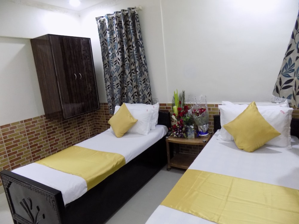 Hotel Garden Residency