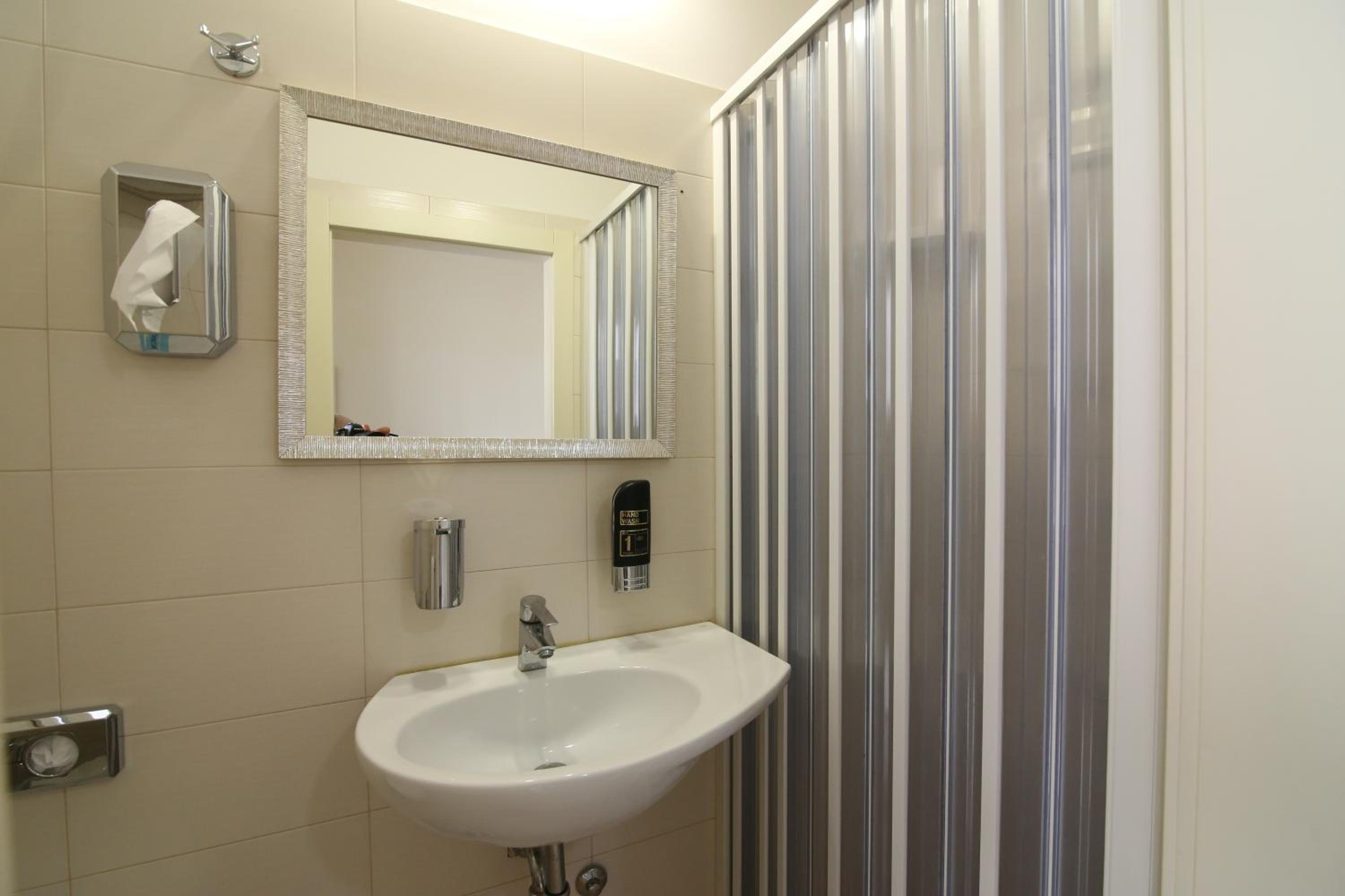 Hotel Miriam 2
