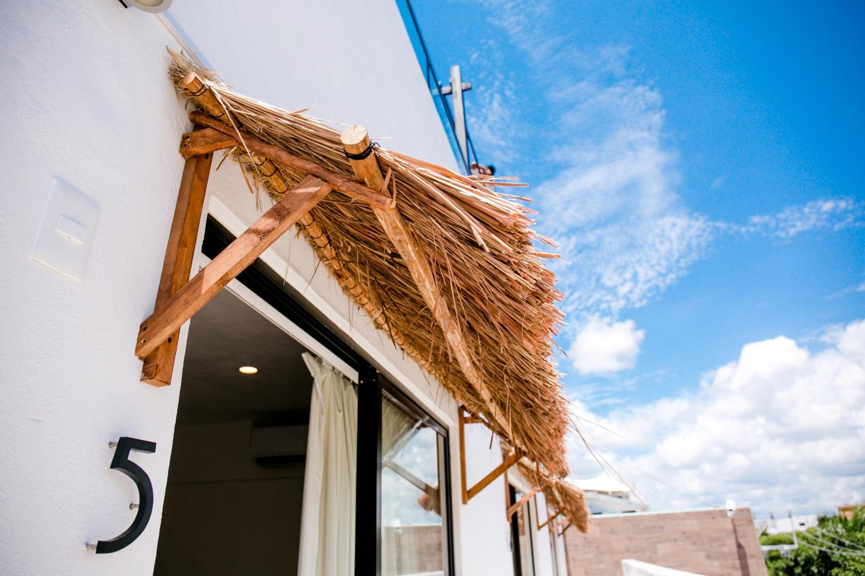 Maui Suites By Guruhotel