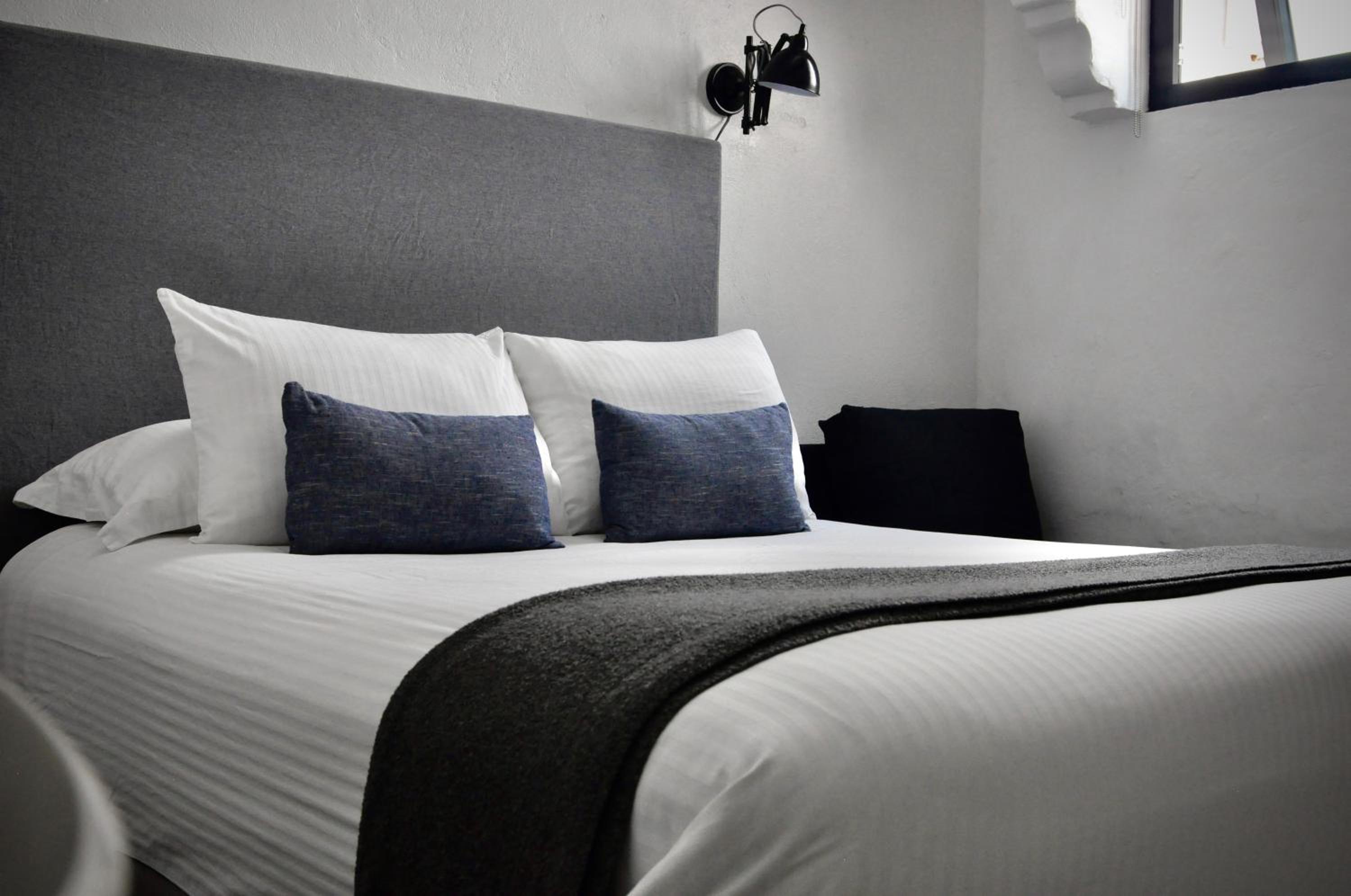 Las Casas B+B (Bed and Breakfast)