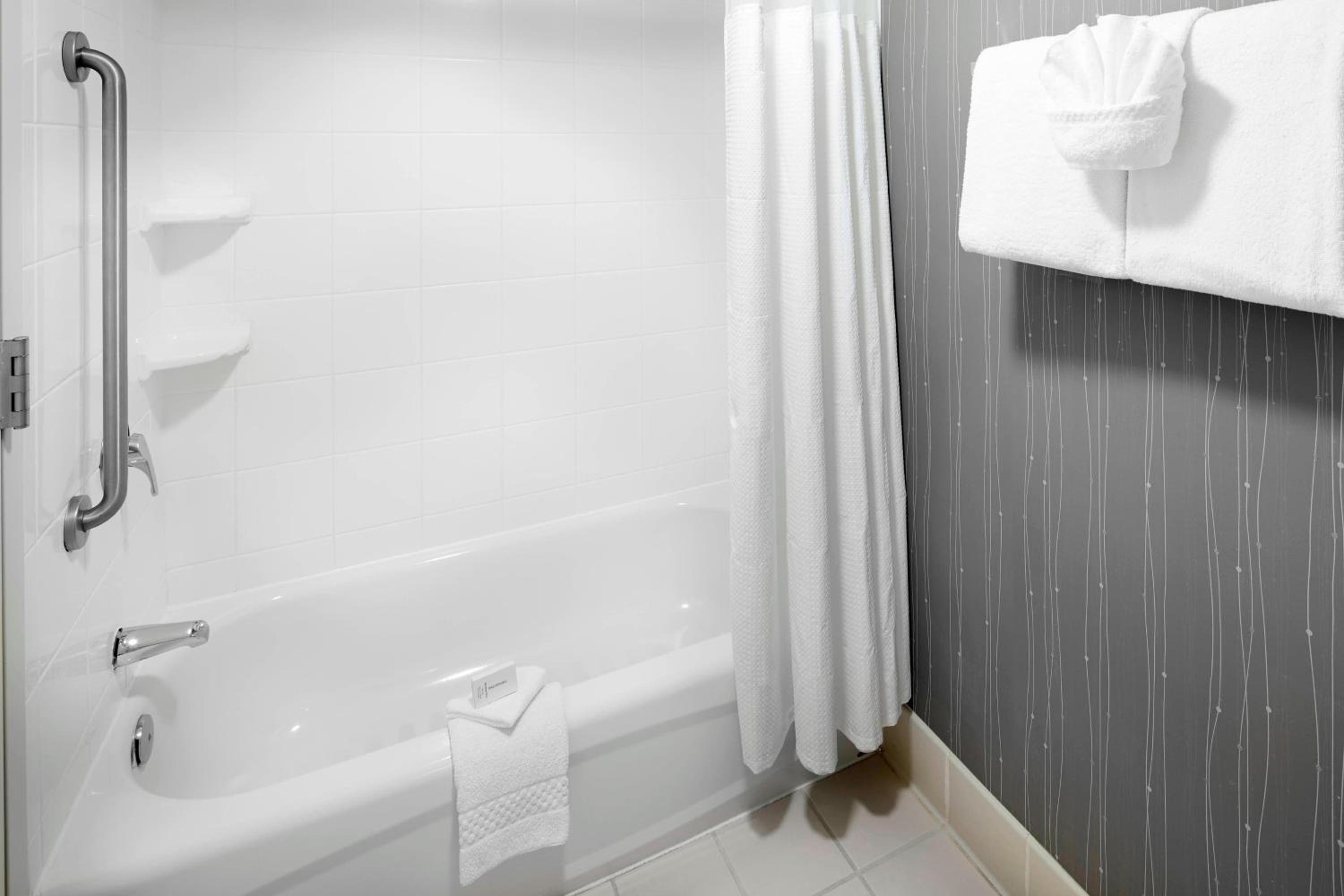 Hotel Courtyard By Marriott Edison Woodbridge, USA, Edison. Großes 1