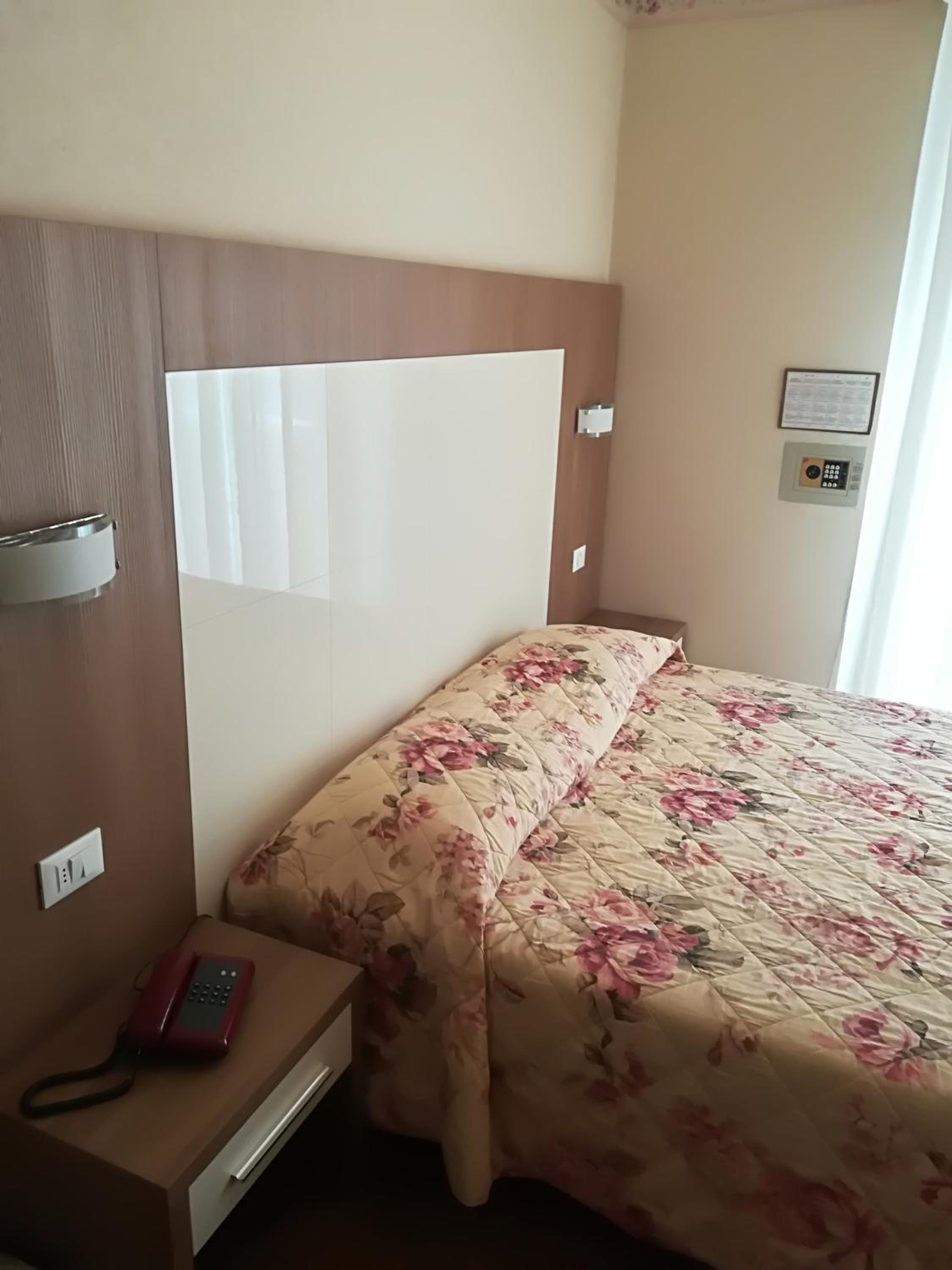 Hotel Hotel Rondinella e Viola, Italien, Rimini. Großes 1