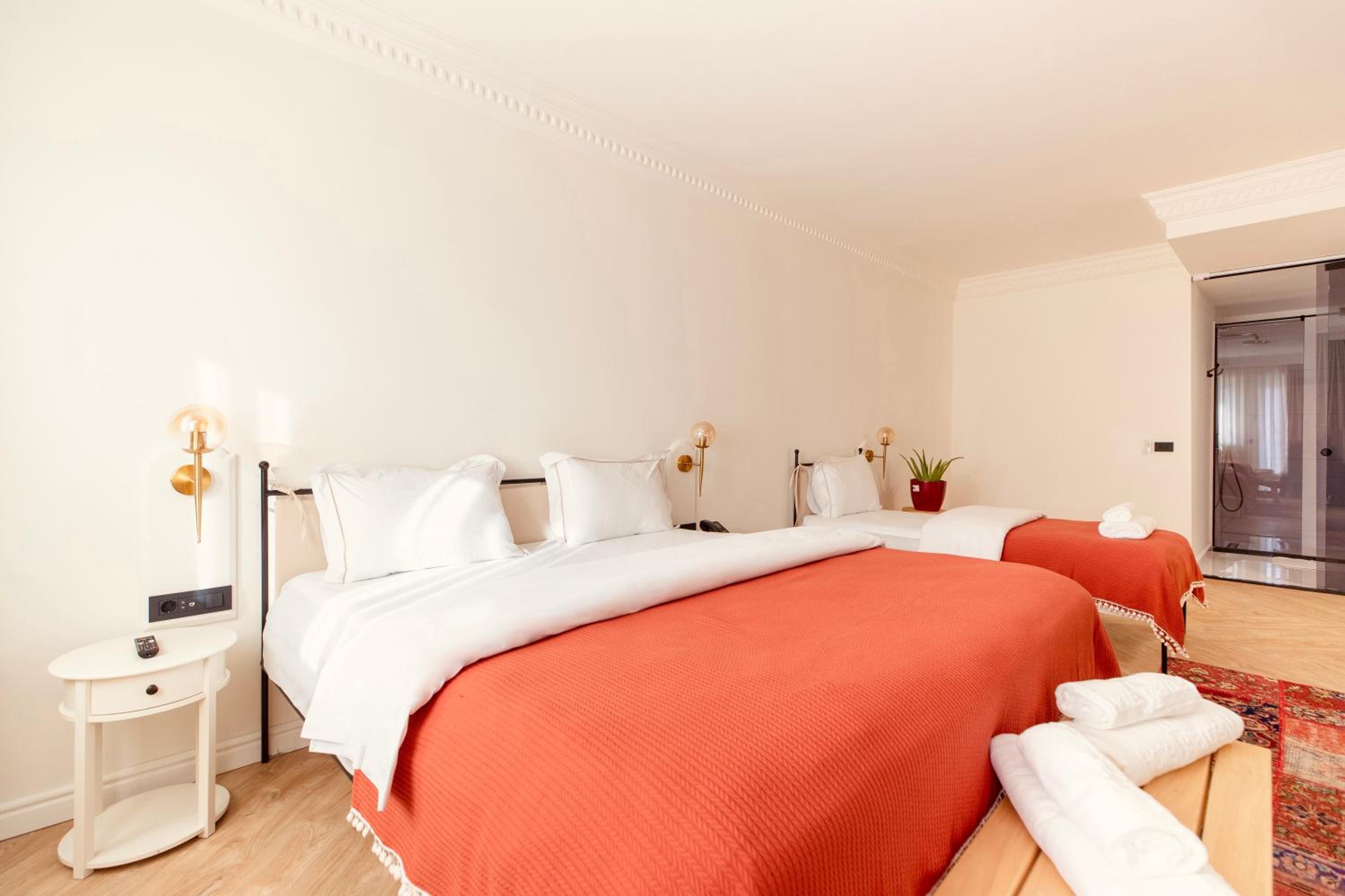 Hotel Garden Downtown Boutique Hotel Pristina, Kosovo, Pristina. Großes 45