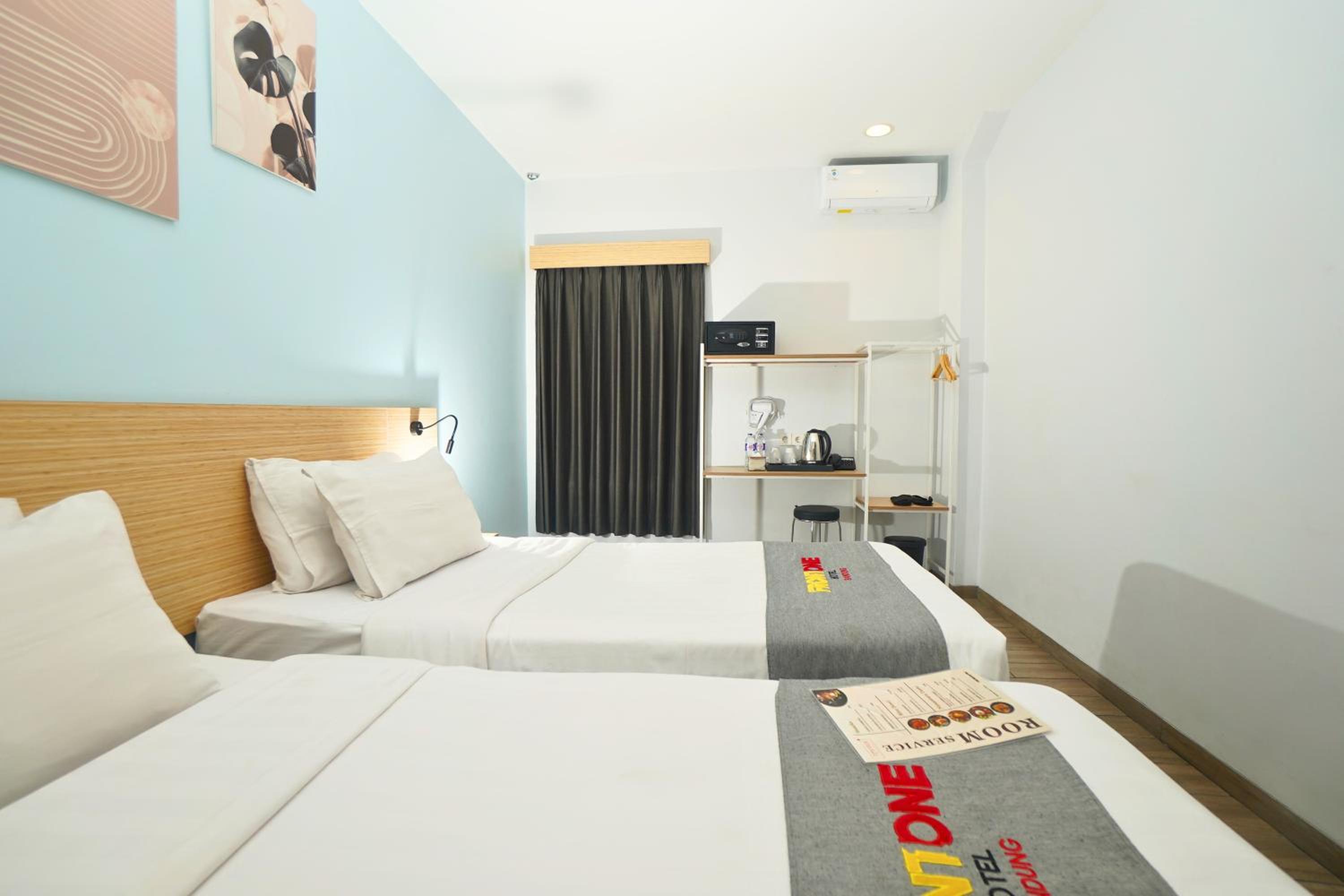 FRONT ONE HOTEL PASIR KOJA BANDUNG