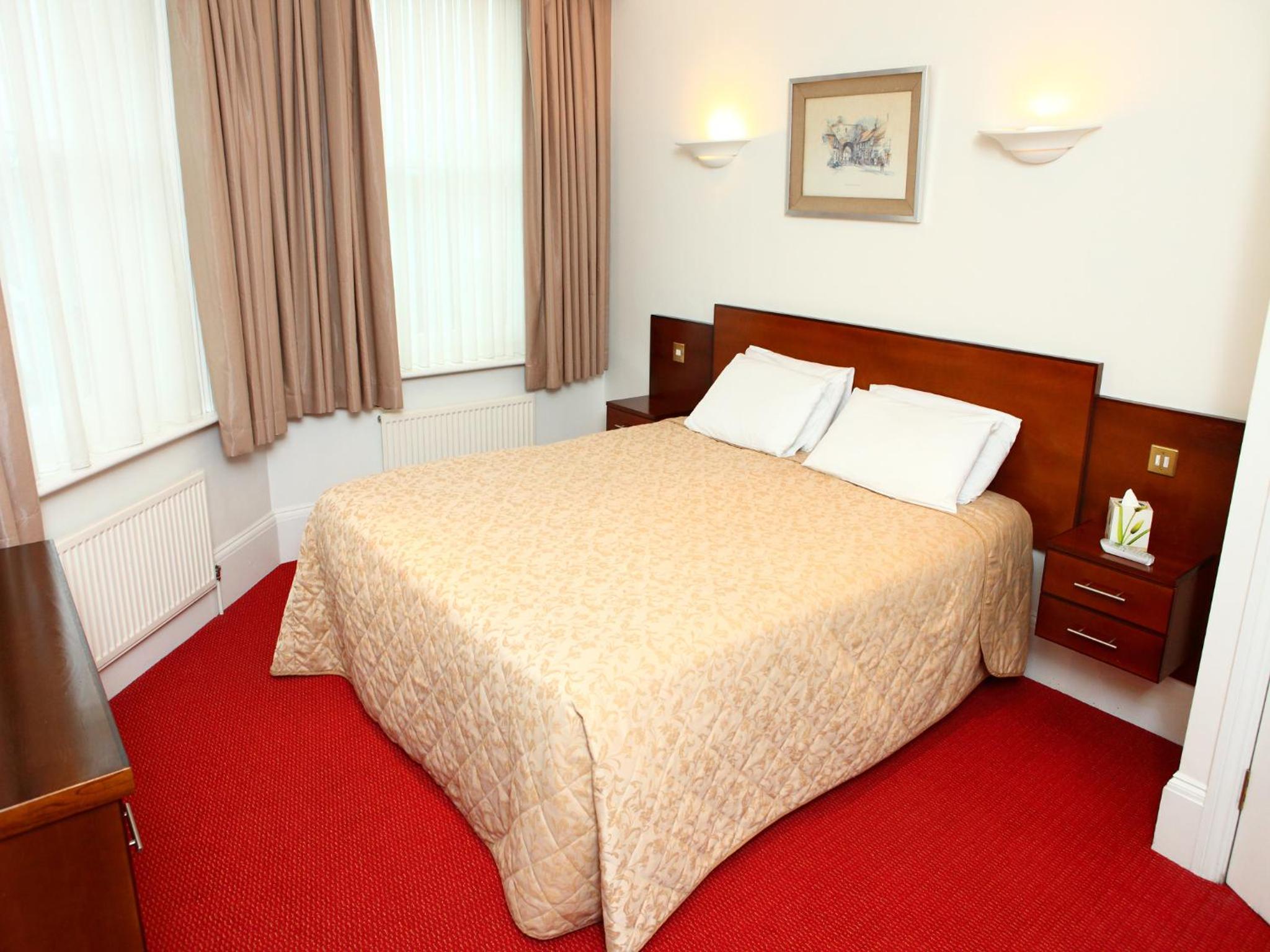 Gatwick Cambridge Hotel 1