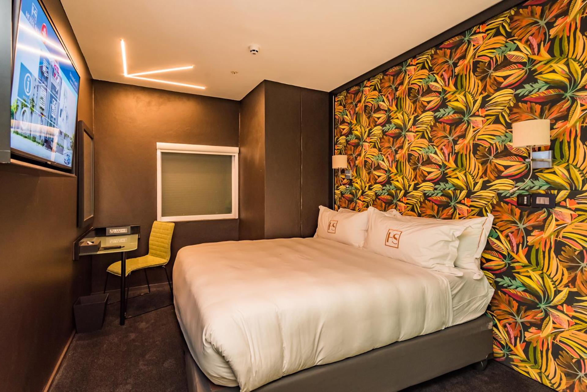 Hotel Sky Cape Town