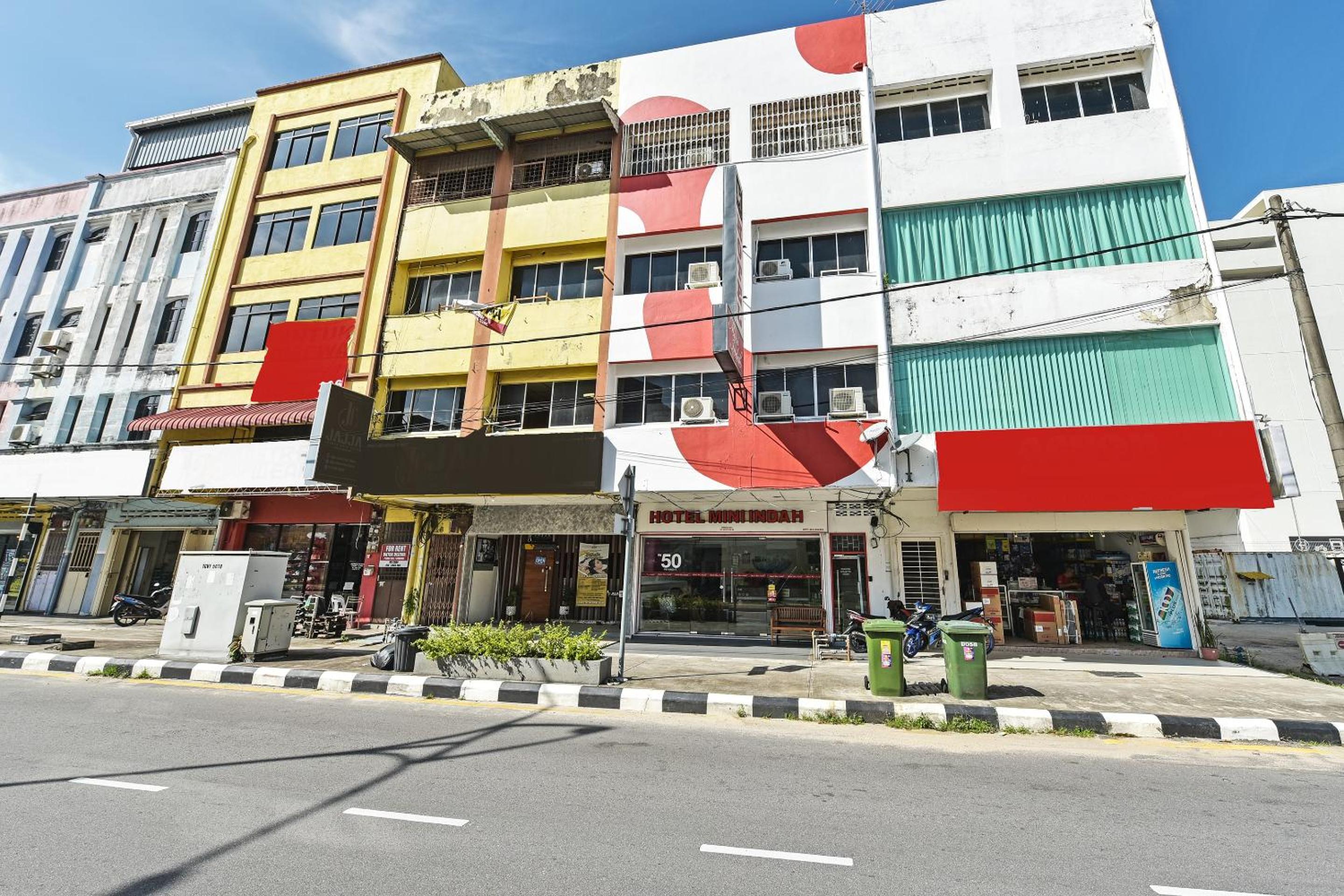 OYO 90727 Hotel Mini Indah