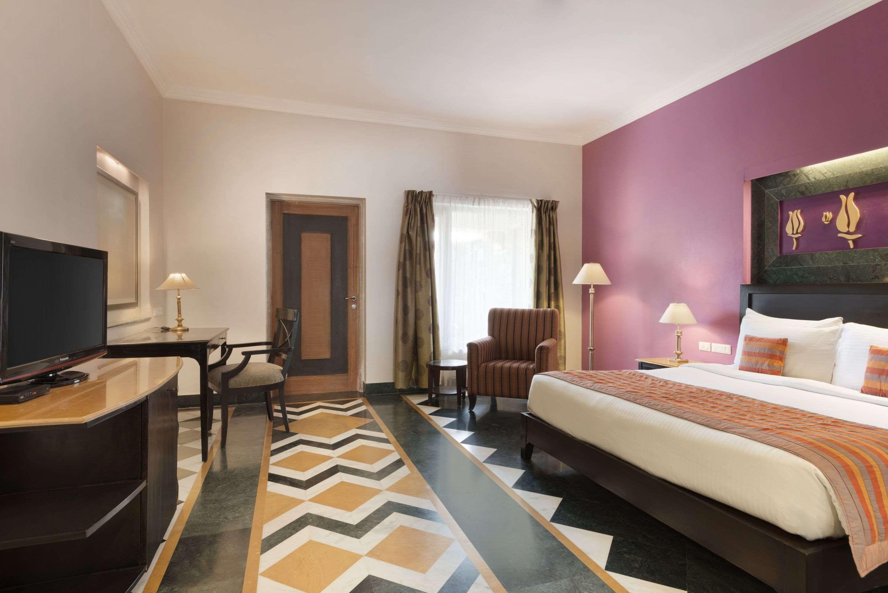 Hotel Ramada by Wyndham Udaipur Resort and Spa, Indien, Udaipur. Großes 204