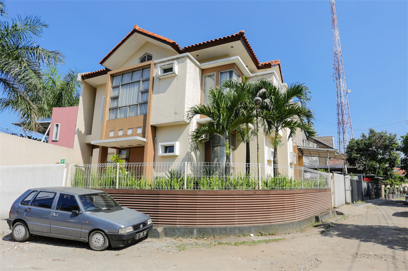 RedDoorz @ Candrawulan Buahbatu