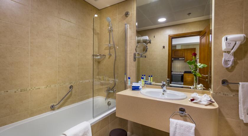 Roda Metha Suites
