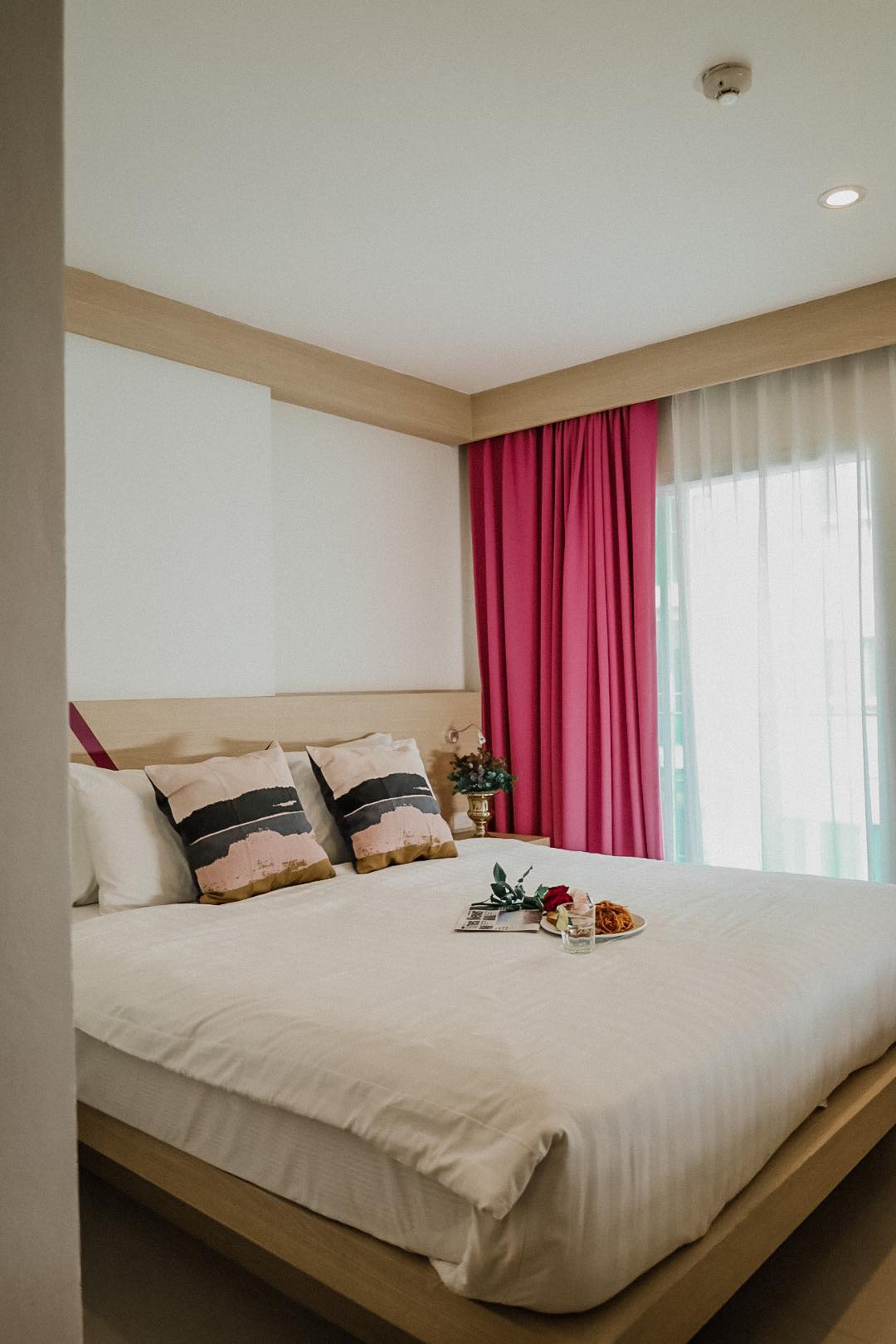 Hotel Sunseasand Hotel, Thailand, Patong. Großes 180