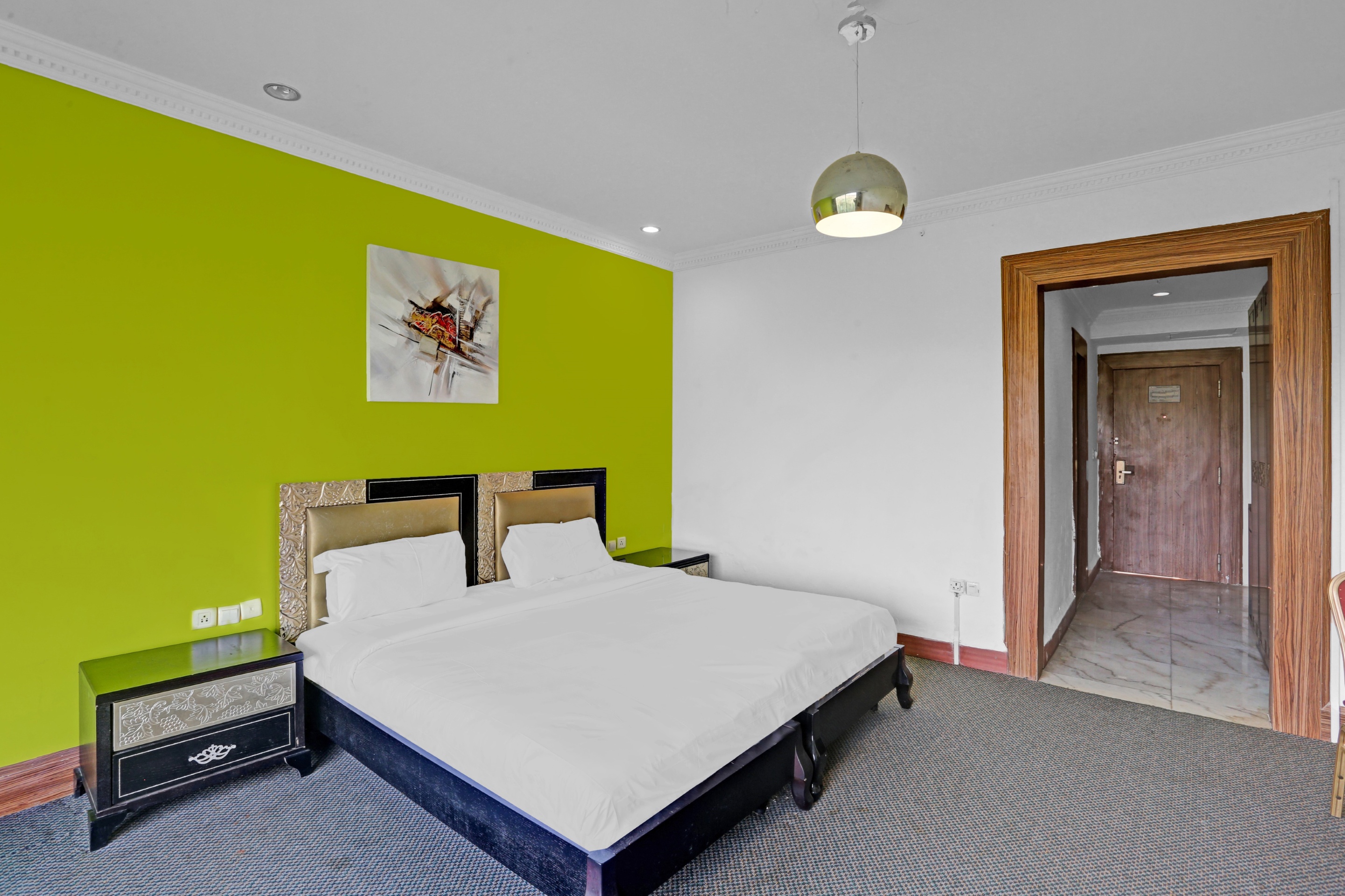Capital O 44162 Royal Palms Hotel - Rose Collection