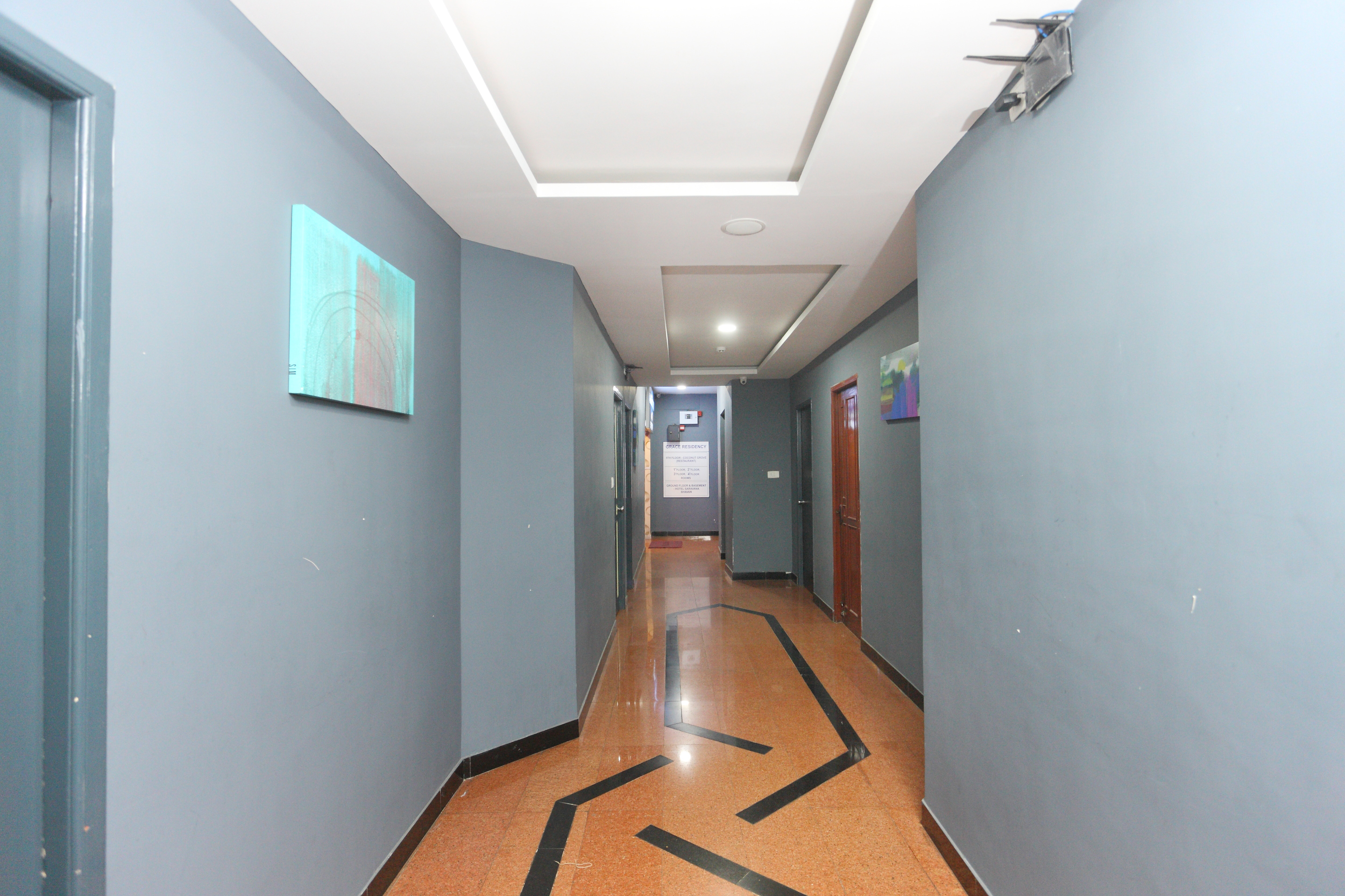 OYO 9655 Hotel Grace Residency