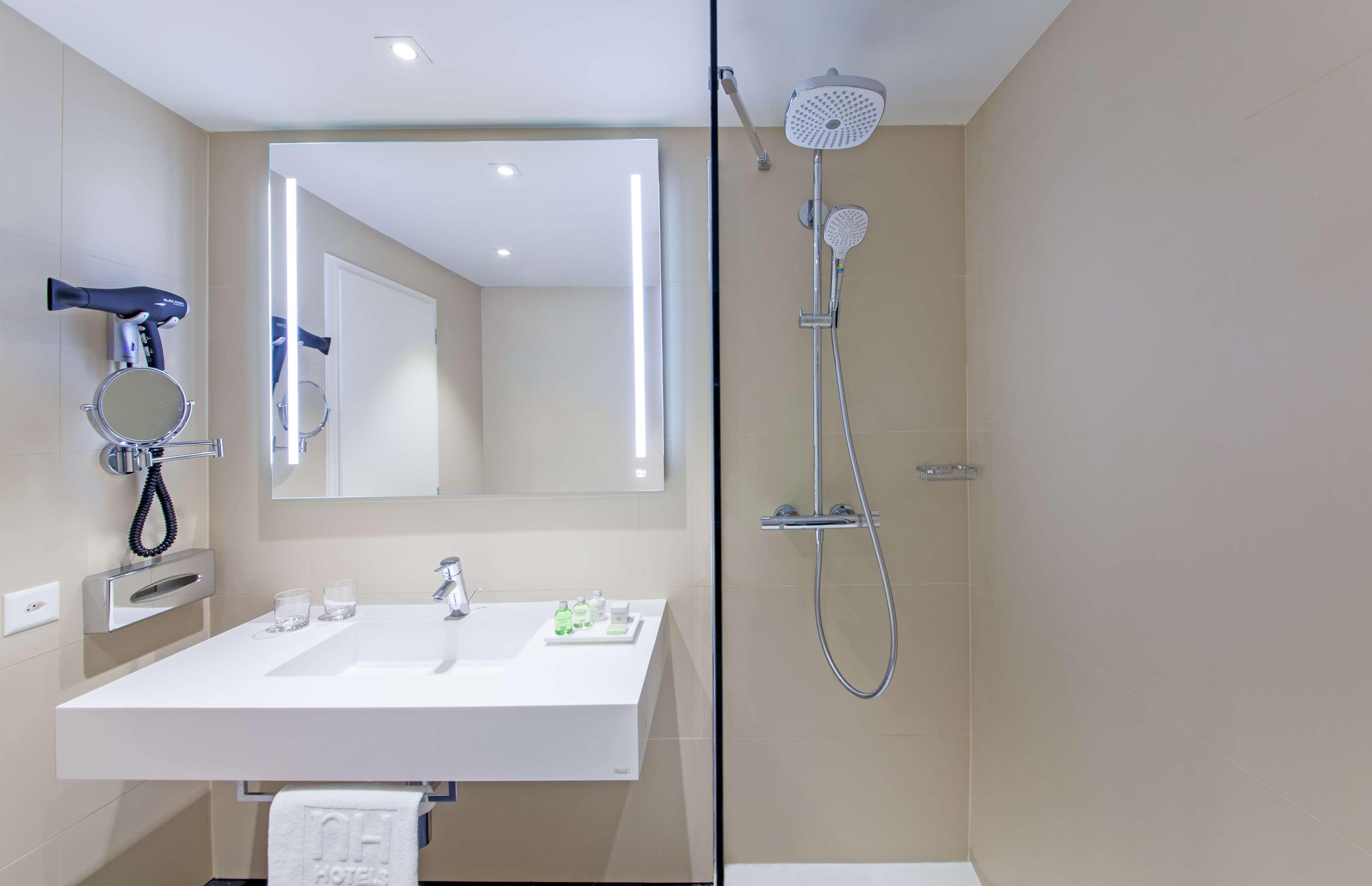 Hotel Hotel Geneva by Fassbind, Schweiz, Genf. Großes 416