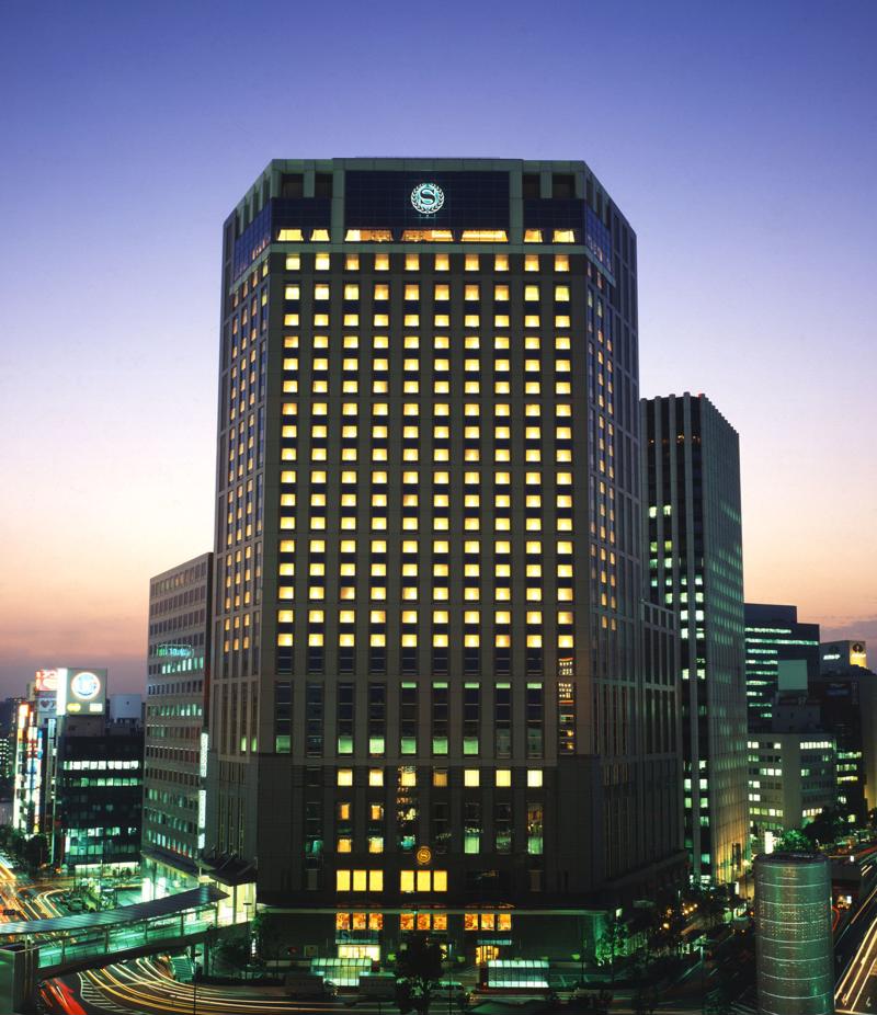 Torres y hotel Sheraton de la bahía de Yokohama
