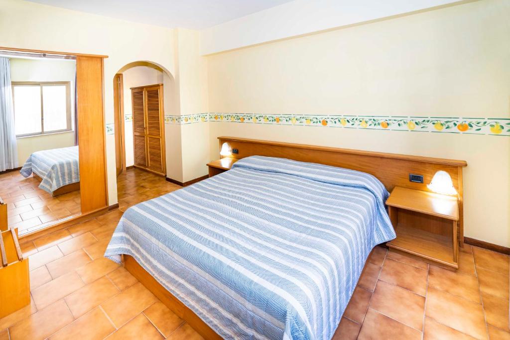 Hotel San Pietro, Italien, Letojanni. Großes 86