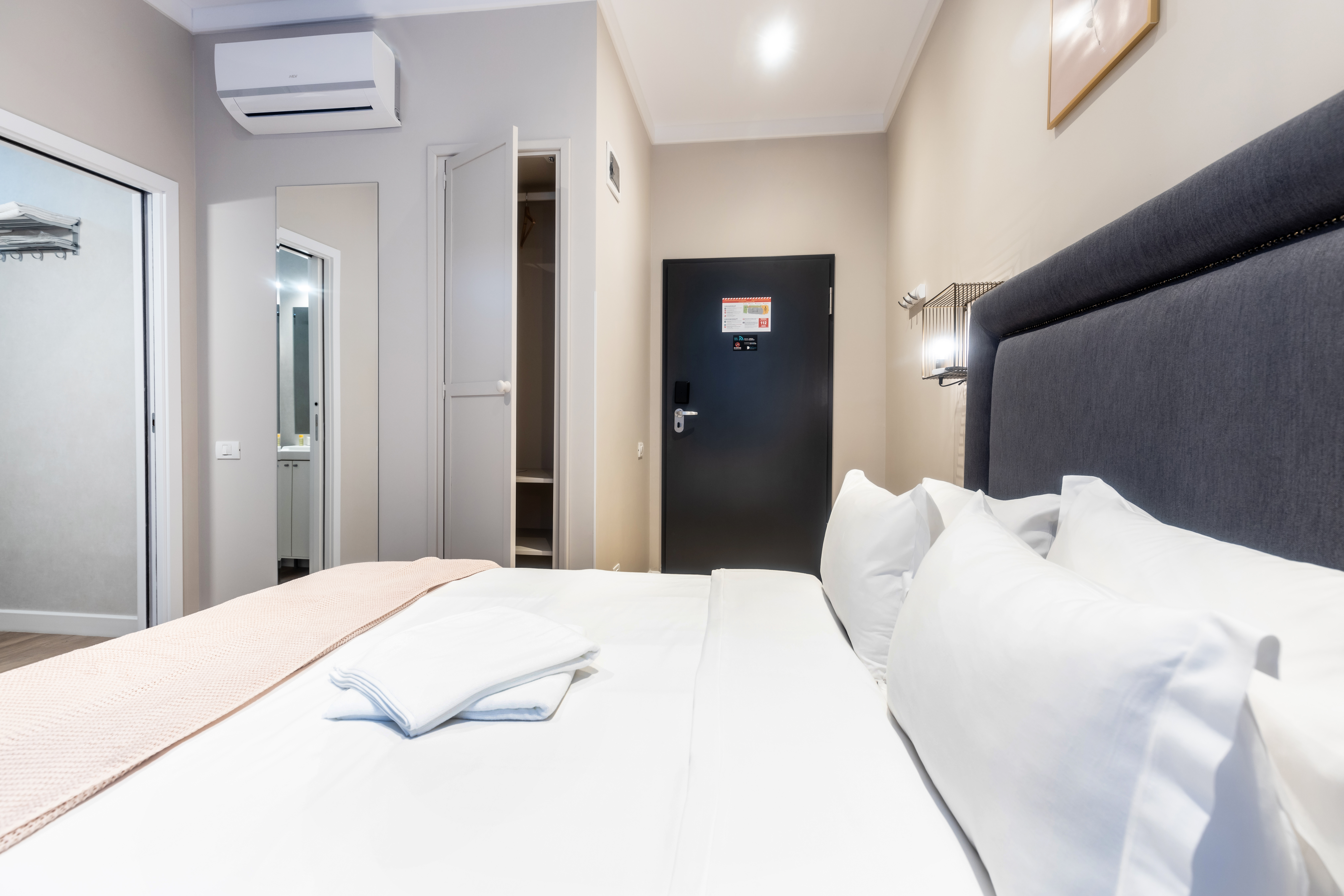 DeGoya Studios Bucharest Old Town