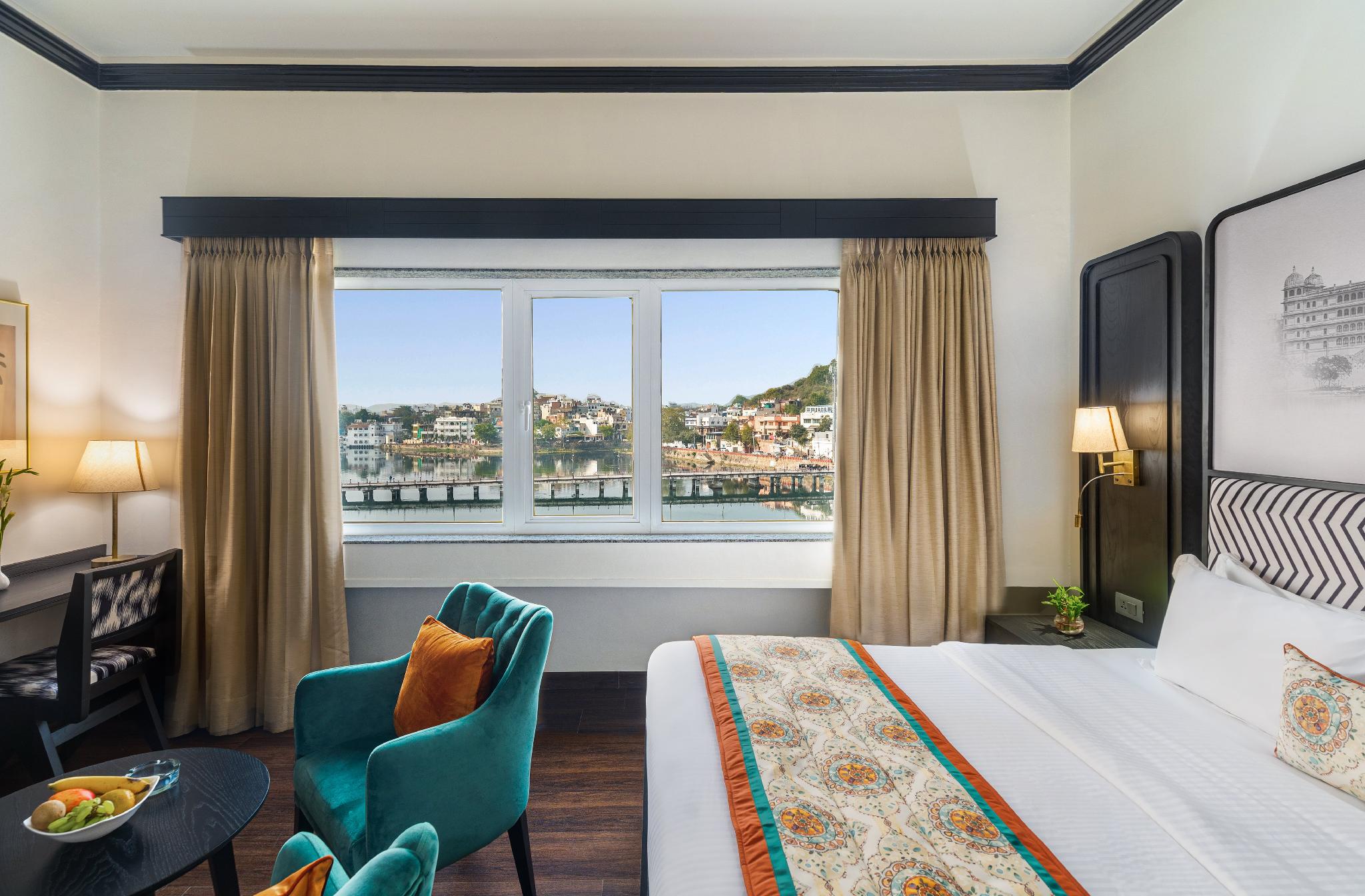 Twin/Double room - Premium - Lake View