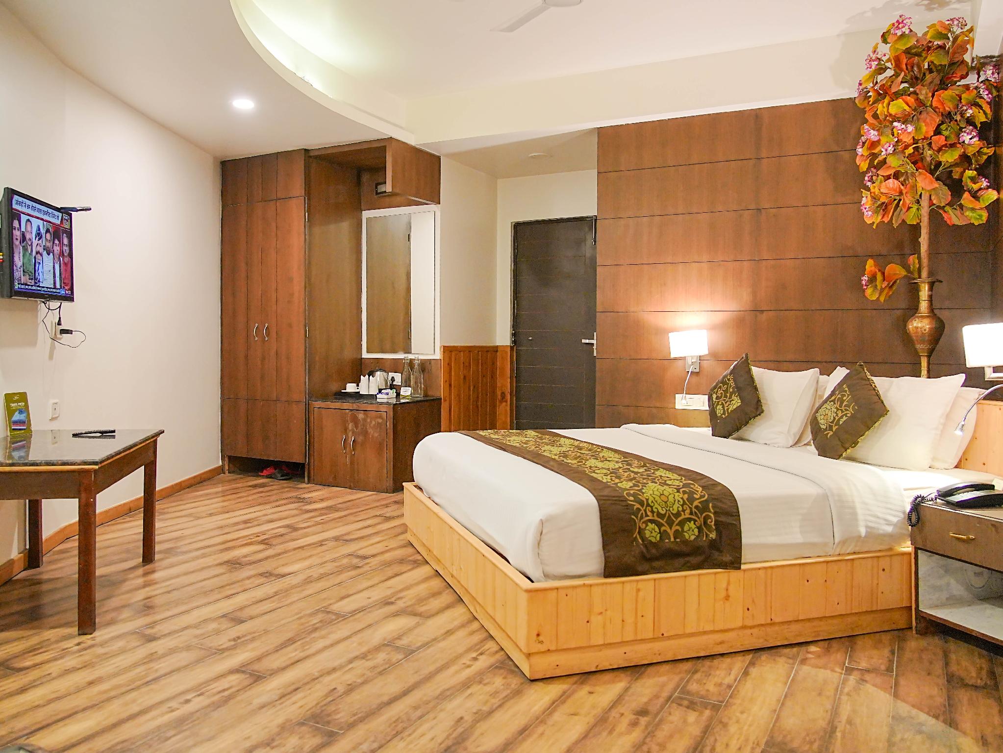 Deluxe Room without Balcony
