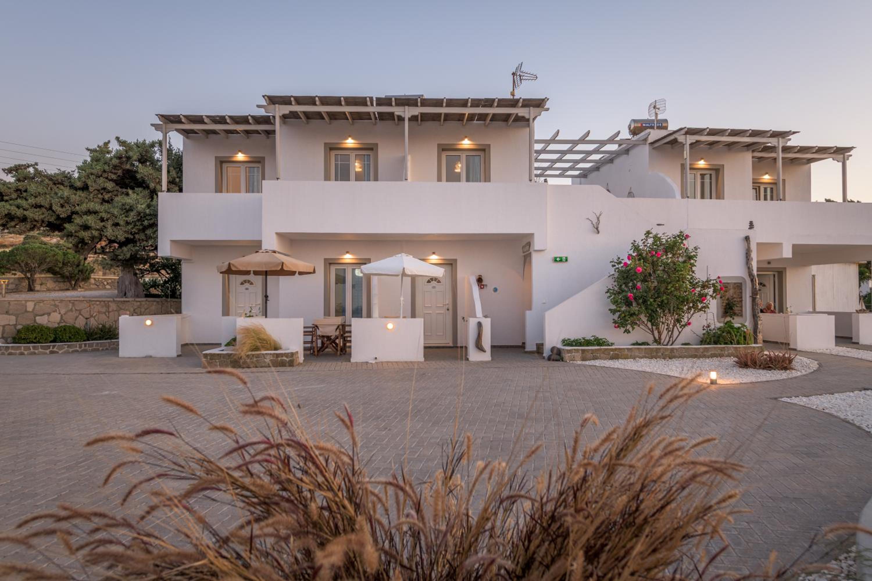 Agnanti Milos Rooms to Let