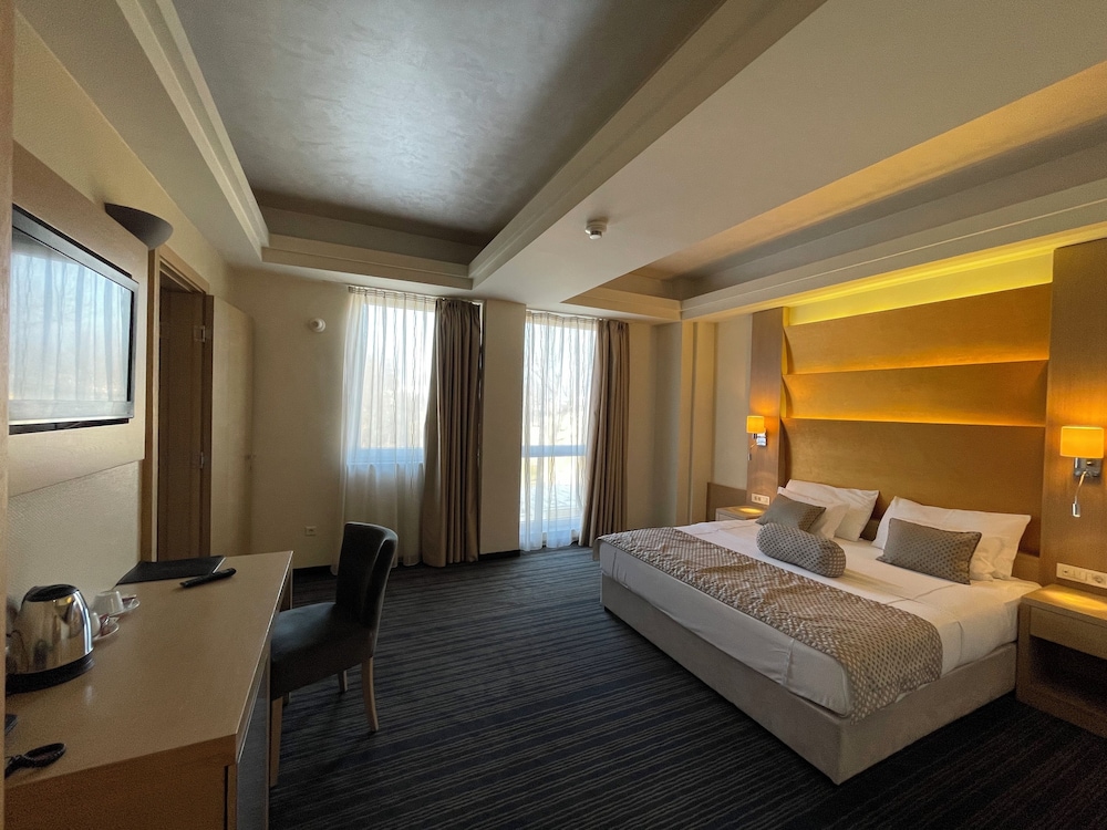 Hotel Spa and Hotel Terme, Bosnien und Herzegowina, Sarajevo. Großes 237
