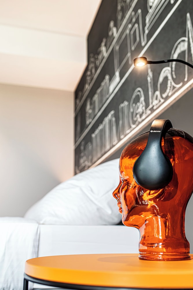 Hotel LOGINN Hotel Koln Airport, Deutschland, Köln. Großes 2