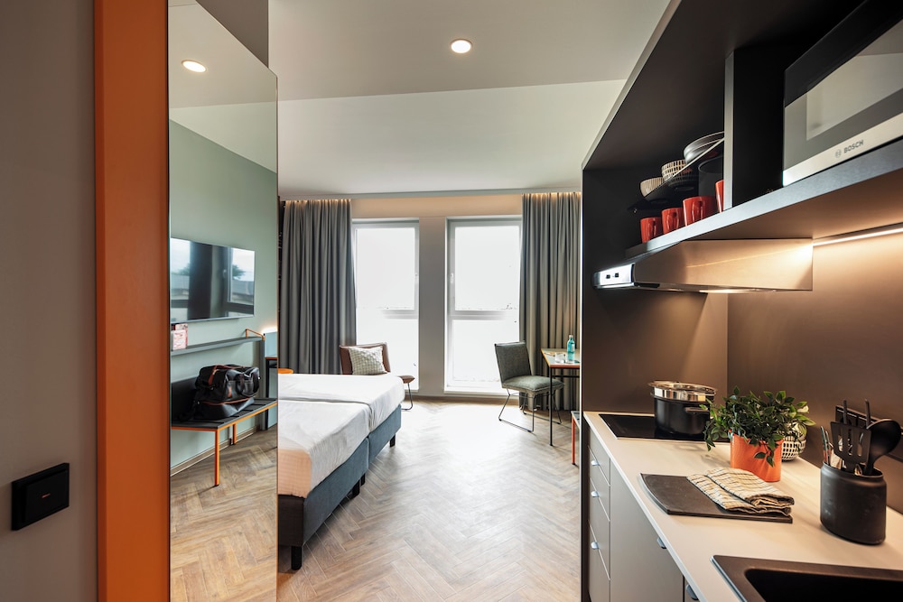 Hotel LOGINN Hotel Koln Airport, Deutschland, Köln. Großes 38