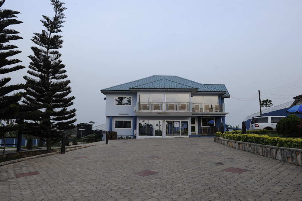 Mount Pleasant Inns & Apartment