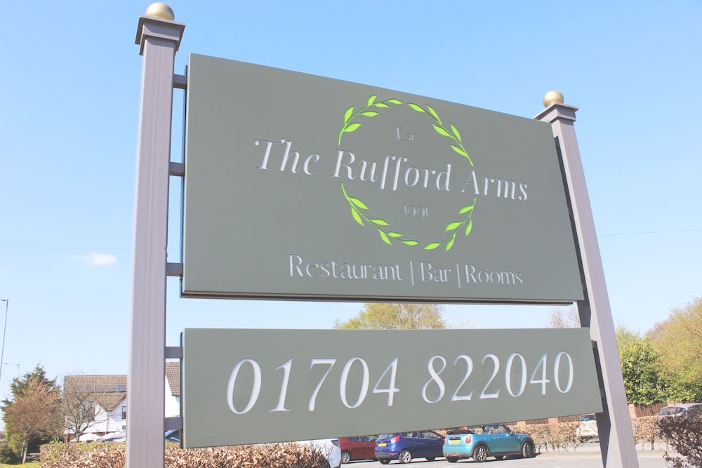 Rufford Arms Hotel