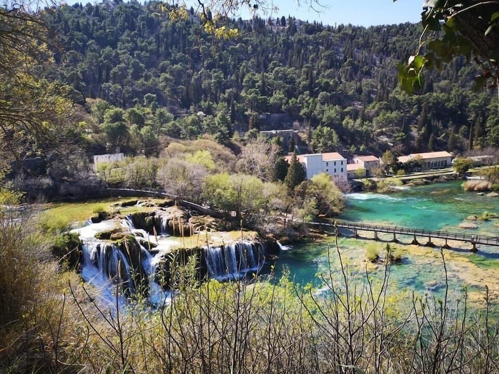 Apartments Enida [VR]